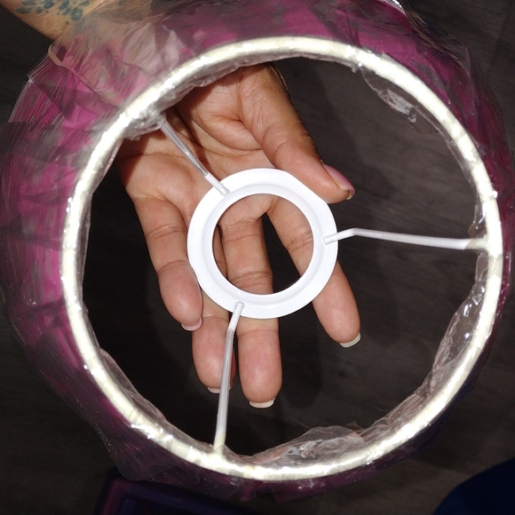 Hello Kitty Lamp - Picture 10 of 11